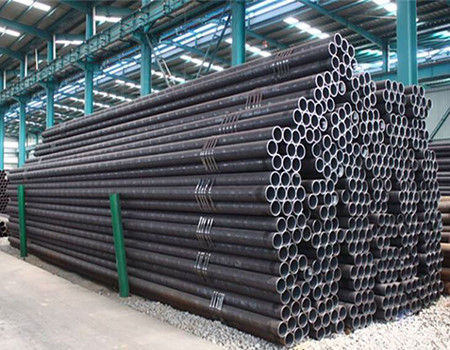 Nahtloses Stahlflüssiges Rohr ST52 warm gewalzte SAE 1020 rohr-ST37 1045 A106B