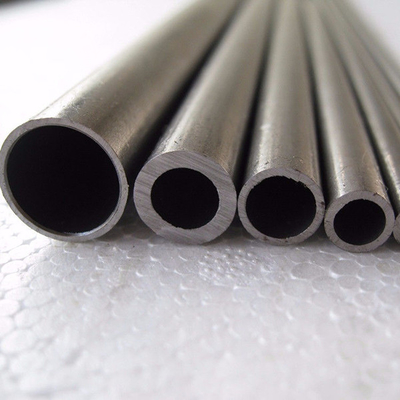 Kohlenstoffnahtloses Stahlrohr ST35 ST52 ASTM A106B walzte Präzisionsstahlschläuche kalt