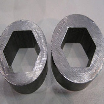 6-12m Hexagon-Stahlrohr-Kohlenstoffstahl Q345 Q235 2-30mm